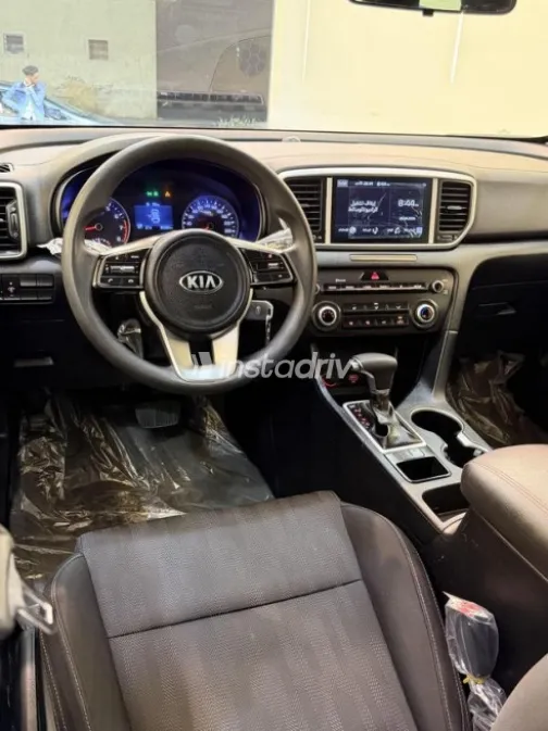 Kia Sportage 2022 Silver Used for Sale - 9