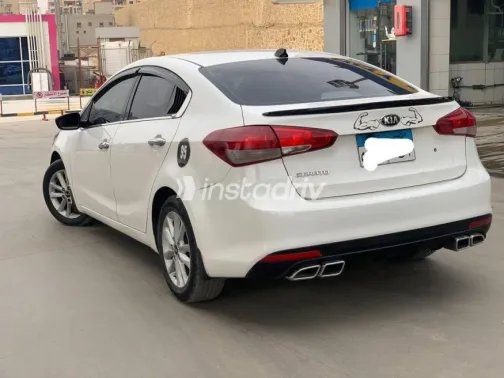 Kia K4 2018 White Used for Sale - 2