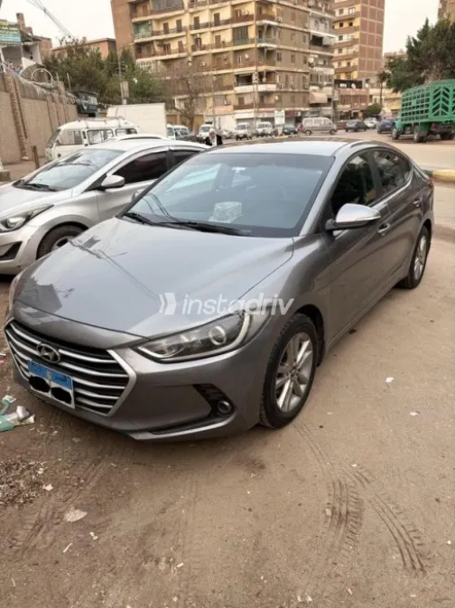 Hyundai Elantra AD 2018 Gray Used for Sale - 2
