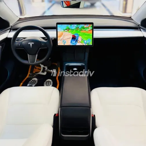 تسلا Model Y 2024 أبيض مستعملة للبيع - 2