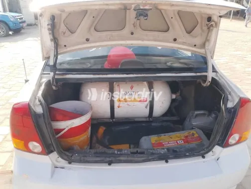 Hyundai Verna 2012 White Used for Sale - 5