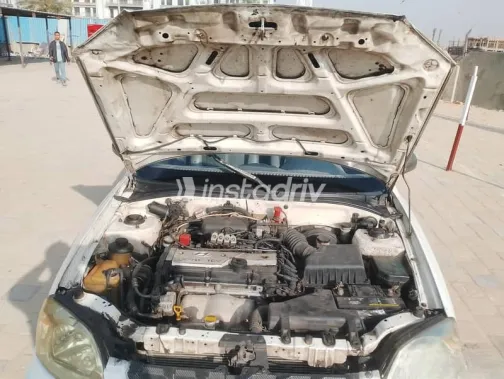 Hyundai Verna 2012 White Used for Sale - 6