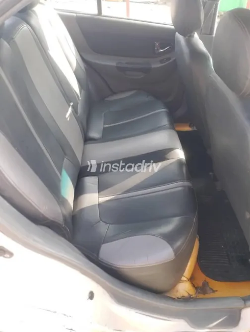 Hyundai Verna 2012 White Used for Sale - 7