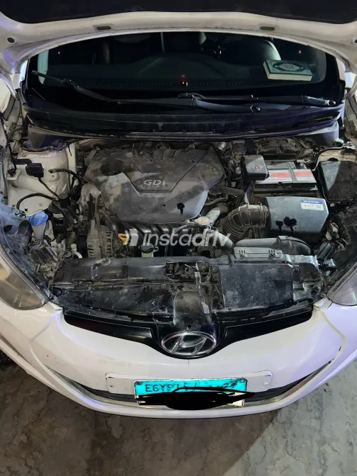 Hyundai Avante 2014 White Used for Sale - 4