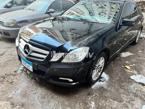 مرسيدس E 350 2010 أسود مستعملة للبيع - 1