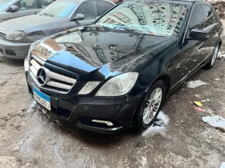 مرسيدس E 350 2010 أسود مستعملة للبيع