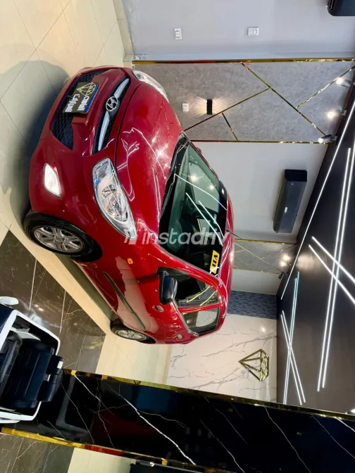 Hyundai I10 2017 White Used for Sale - 1