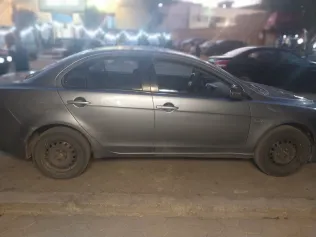 ميتسوبيشي لانسر اى اكس شارك 2017 رمادي مستعملة للبيع