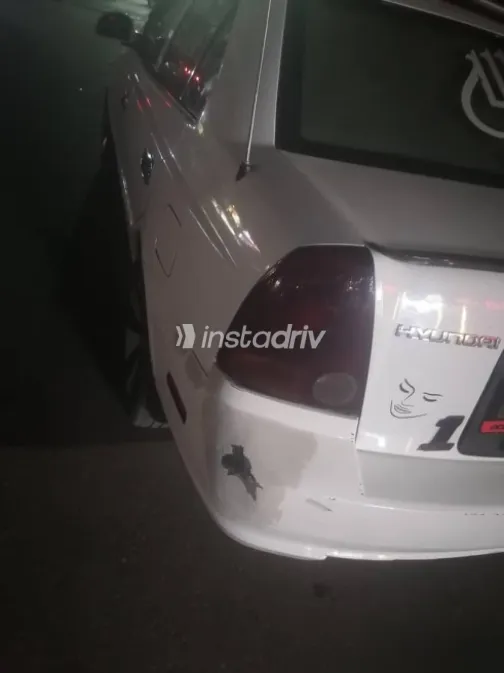 Hyundai Verna 2018 White Used for Sale - 2