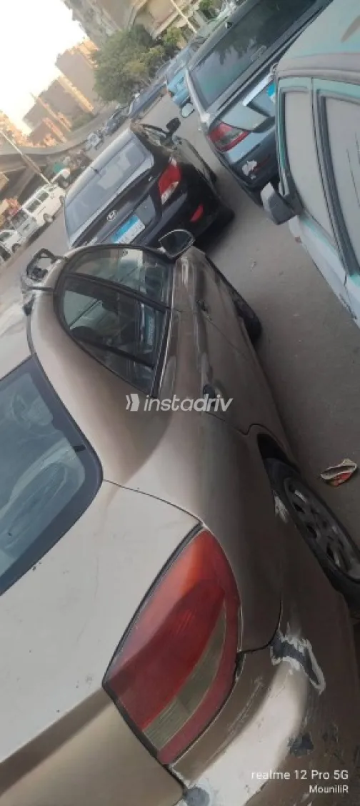 Kia Rio 2003 Gold Used for Sale - 3