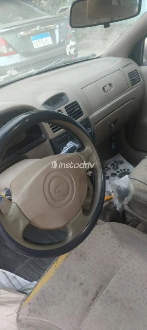Kia Rio 2003 Gold Used for Sale - 4