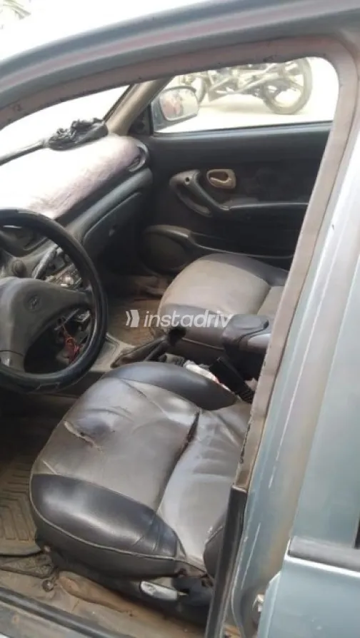Hyundai Accent 2006 White Used for Sale - 3