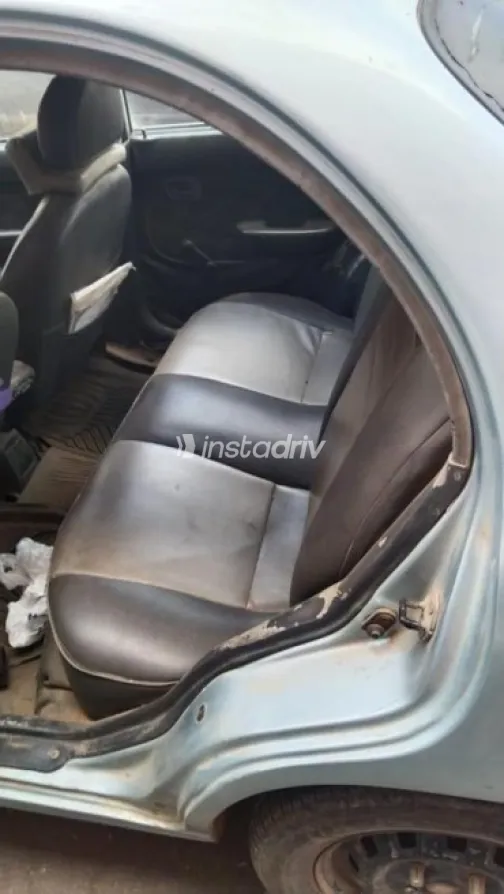 Hyundai Accent 2006 White Used for Sale - 4