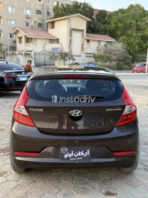 Hyundai Solaris 2017 White Used for Sale - 8