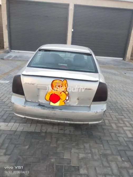 Hyundai Verna 2015 Silver Used for Sale - 3