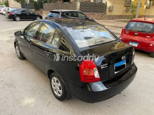 Hyundai Accent 2010 Black Used for Sale - 10