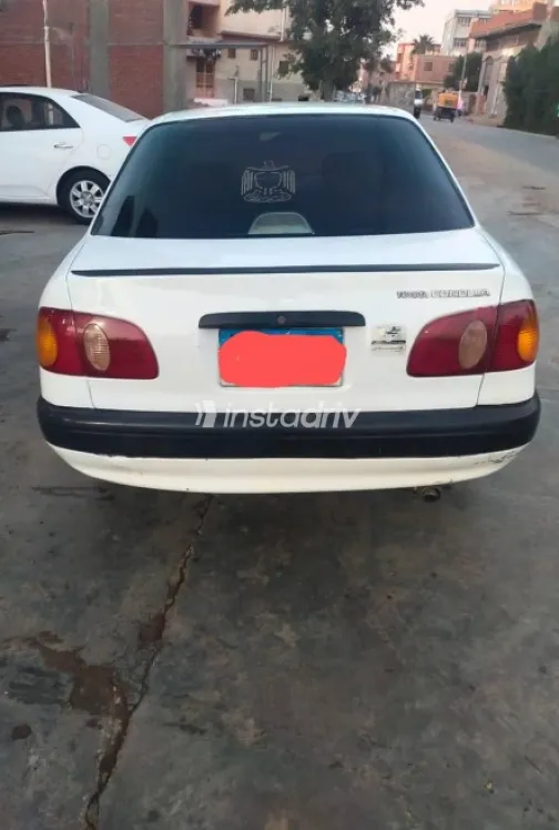 Toyota Corolla 1999 White Used for Sale - 2