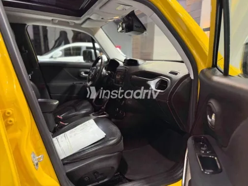 Jeep Renegade 2016 Yellow Used for Sale - 8