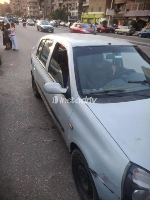 Renault Clio 2003 Silver Used for Sale - 4