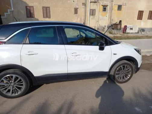 Opel Crossland 2018 White Used for Sale - 5