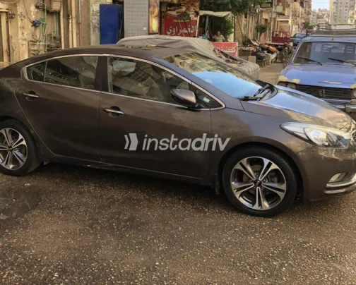 كيا K3 2015 موكا مستعملة للبيع - 2