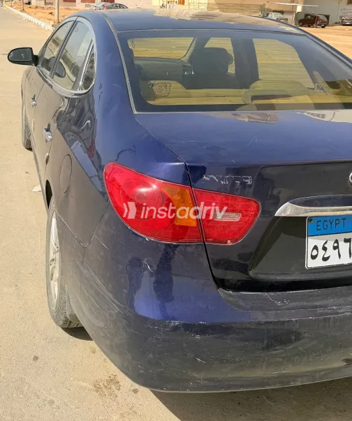 Hyundai Elantra 2010 White Used for Sale - 5