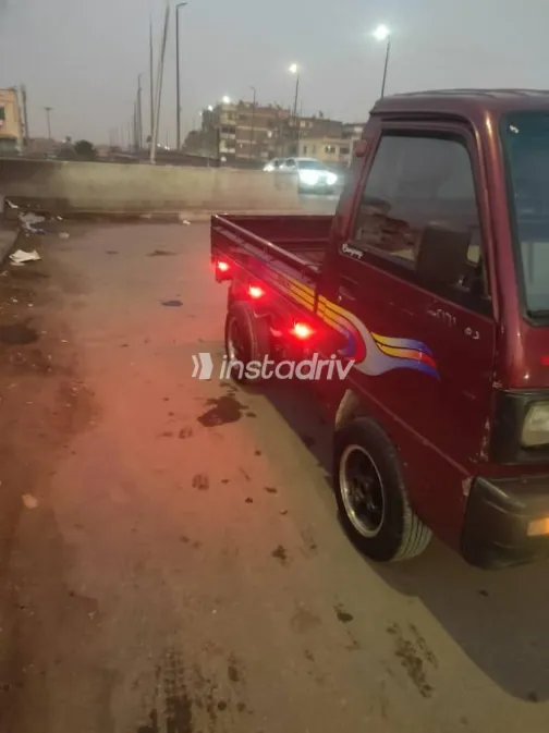 سوزوكى فان تومنايا 2019 أحمر مستعملة للبيع - 2