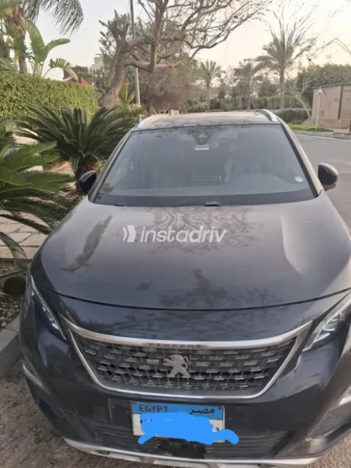 بيجو 3008 2019 أبيض مستعملة للبيع - 1