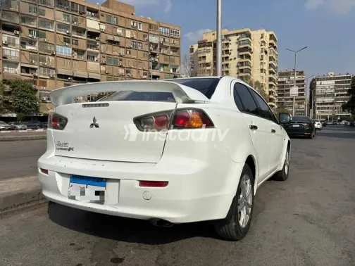Mitsubishi Lancer 2015 White Used for Sale - 2