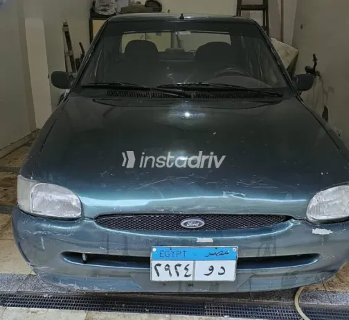 Ford Escort 1999 Green Used for Sale - 2