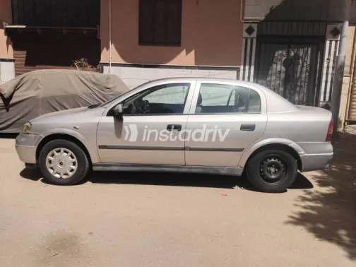 Opel Astra 2000 Silver Used for Sale - 1