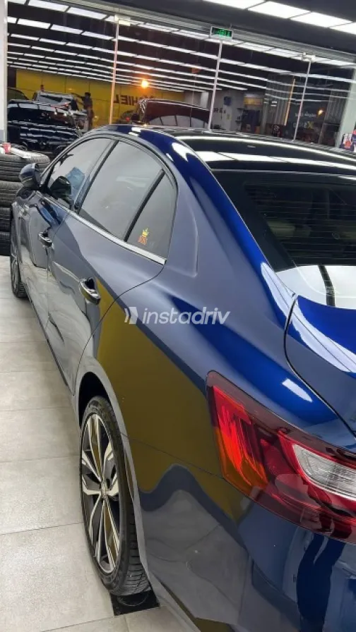 رينو ميجان 2023 أزرق غامق مستعملة للبيع - 8