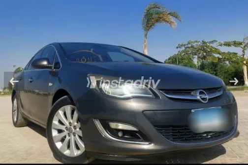 Opel Astra 2013 Gray Used for Sale - 1