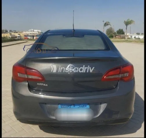 Opel Astra 2013 Gray Used for Sale - 4