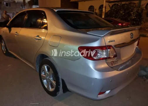 تويوتا كورولا 2012 فضي مستعملة للبيع - 6