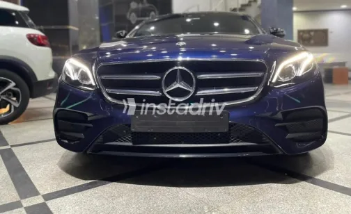 Mercedes E 200 AMG 2020 Dark Blue Used for Sale - 5
