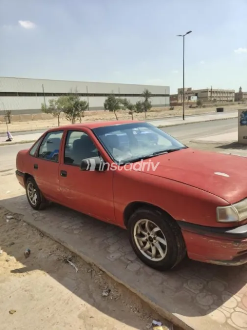 Opel Vectra 1996 Red Used for Sale - 1