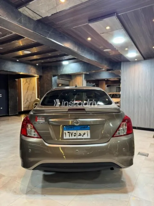 Nissan Sunny 2015 Silver Used for Sale - 2
