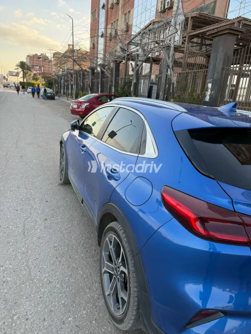 Kia Xceed 2022 Blue Used for Sale - 10