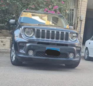 جيب رينيجيد 2019 أبيض مستعملة للبيع