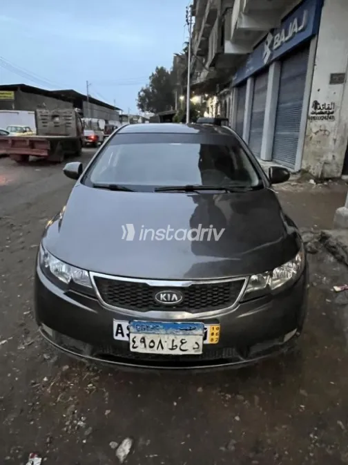 Kia Cerato 2013 Brown Used for Sale - 3