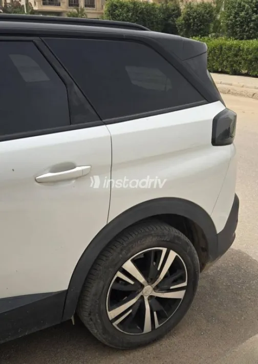 بيجو 5008 2024 أبيض مستعملة للبيع - 5