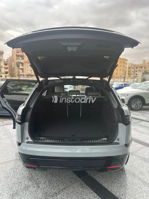 Land Rover Velar 2024 White Used for Sale - 8
