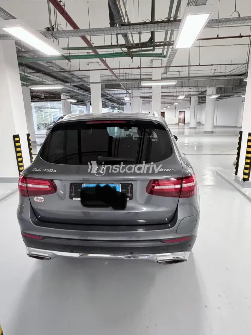Mercedes GLC 300 2018 Gray Used for Sale - 1