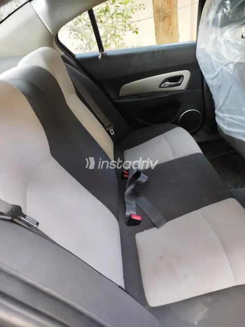Chevrolet Cruze 2016 Red Used for Sale - 2