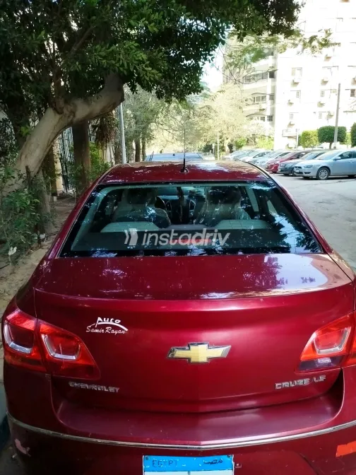 Chevrolet Cruze 2016 Red Used for Sale - 4