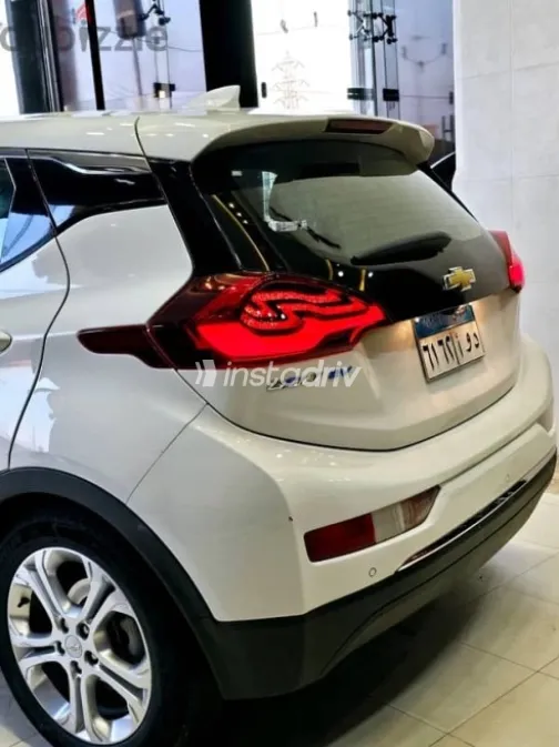 Chevrolet Bolt 2020 White Used for Sale - 10