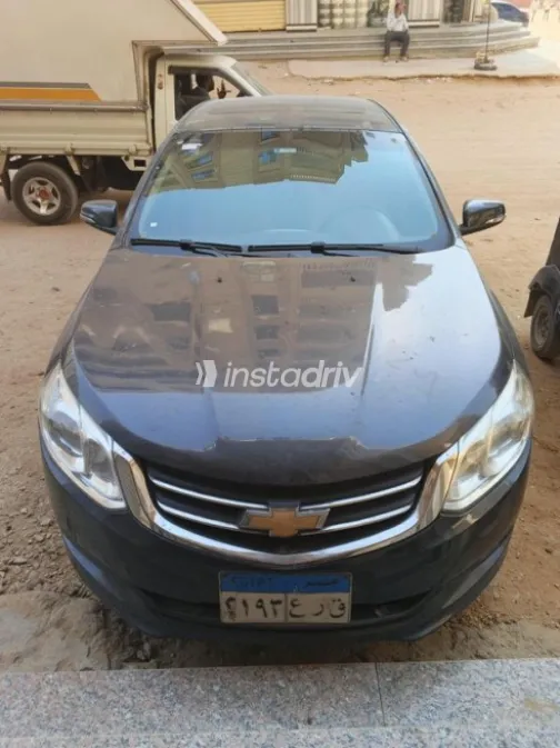 Chevrolet Optra 2019 White Used for Sale - 3