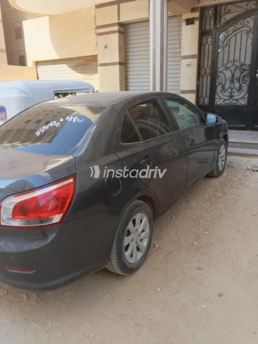 Chevrolet Optra 2019 White Used for Sale - 8