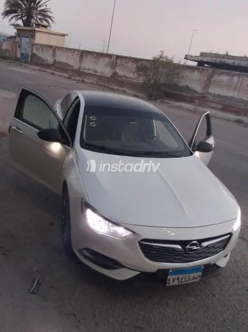 اوبل أنسيجنيا 2019 أبيض مستعملة للبيع - 3